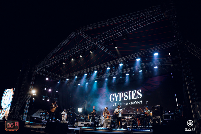 Gypsies — Live in Harmony